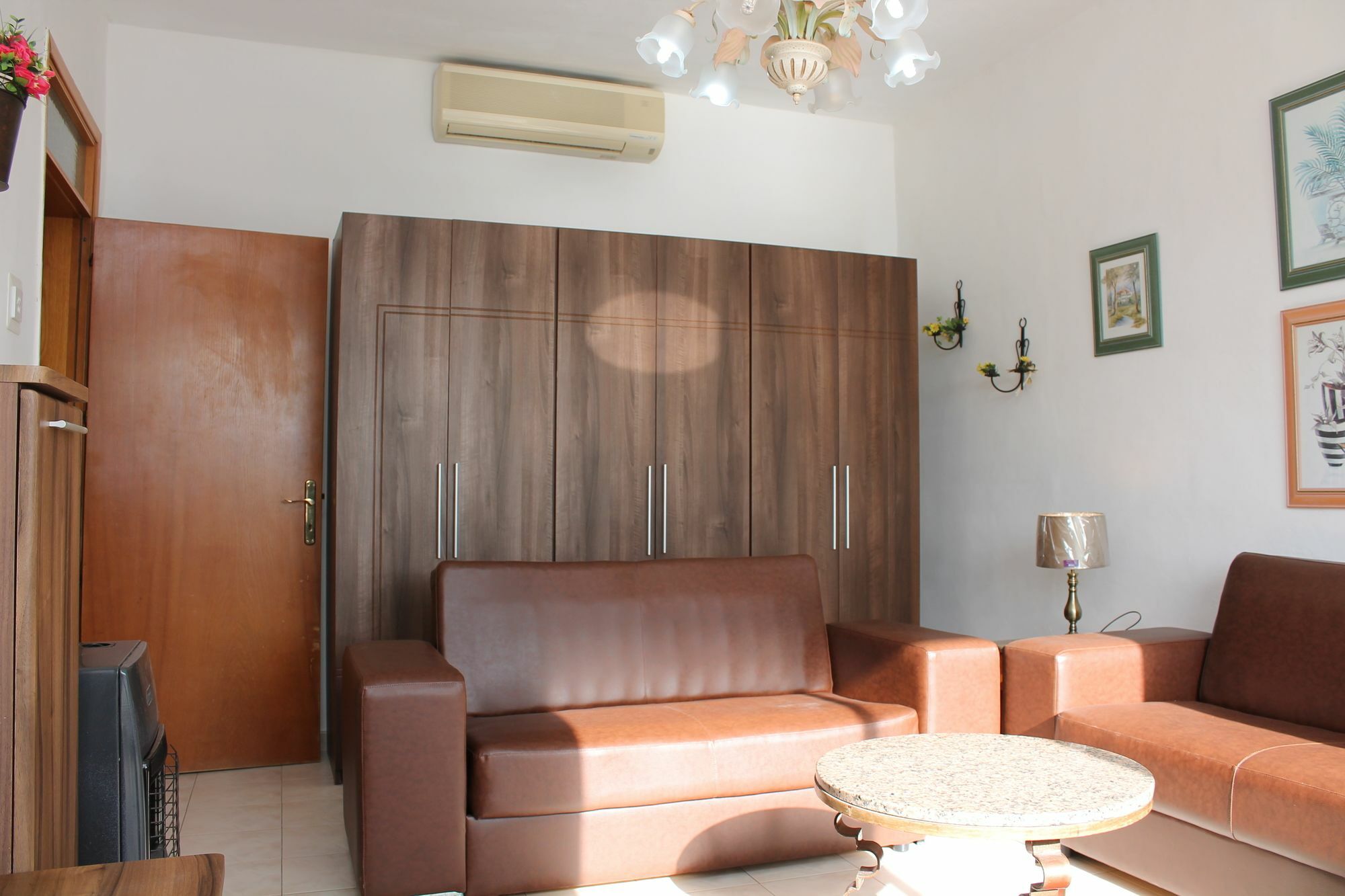 Bayview 2 Bedroom Seaview Apartment With Large Terrace With Panoramic Views - By Getawaysmalta セント・ポールズ・ベイ エクステリア 写真