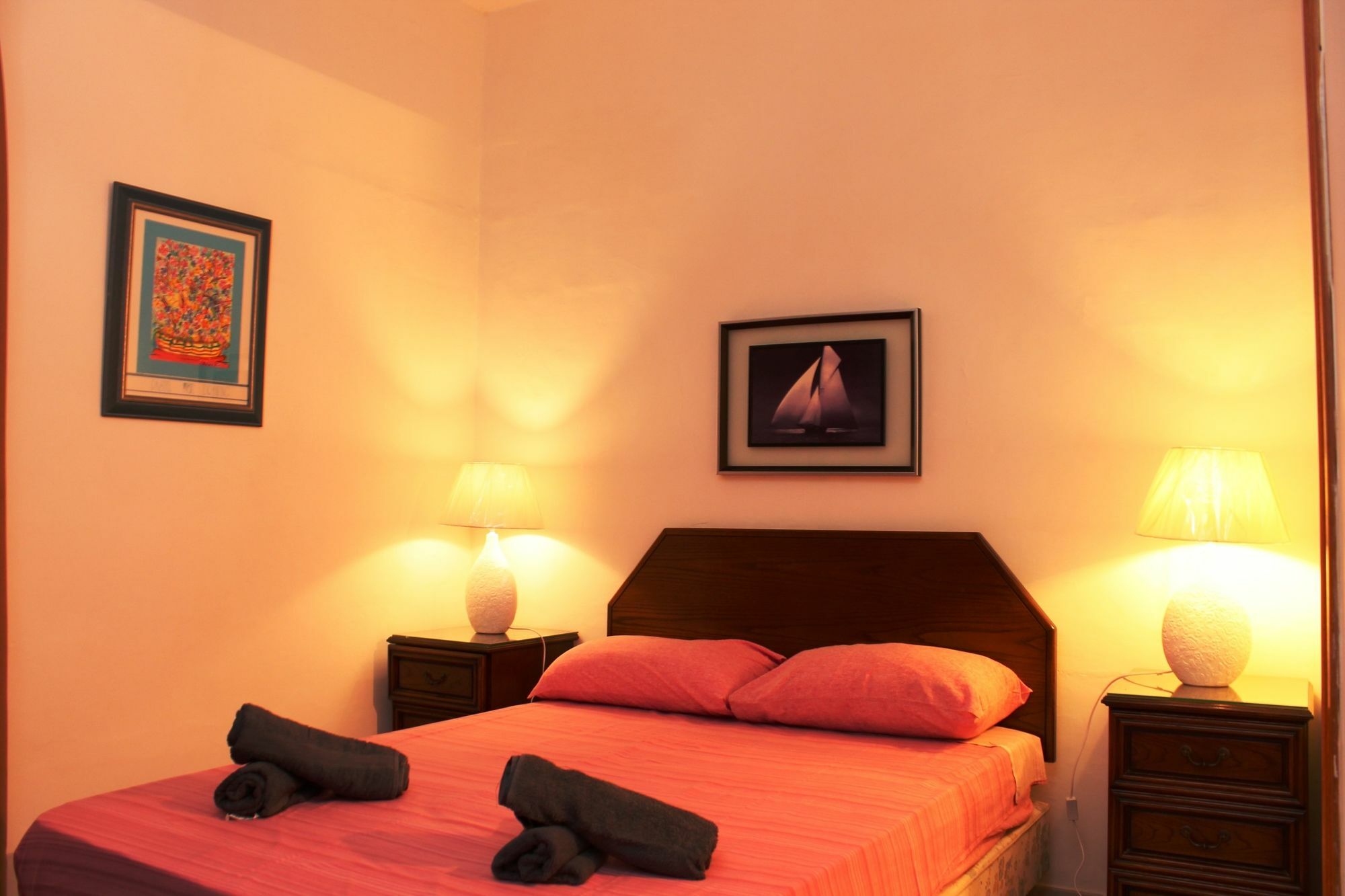 Bayview 2 Bedroom Seaview Apartment With Large Terrace With Panoramic Views - By Getawaysmalta セント・ポールズ・ベイ エクステリア 写真